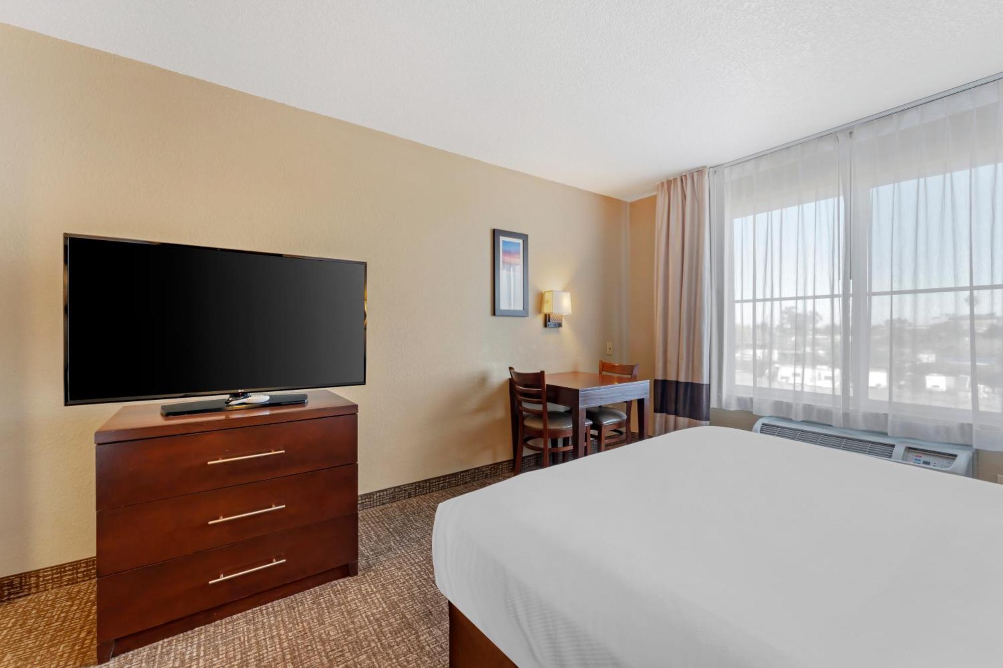 Comfort Inn Lathrop Stockton Airport Extérieur photo