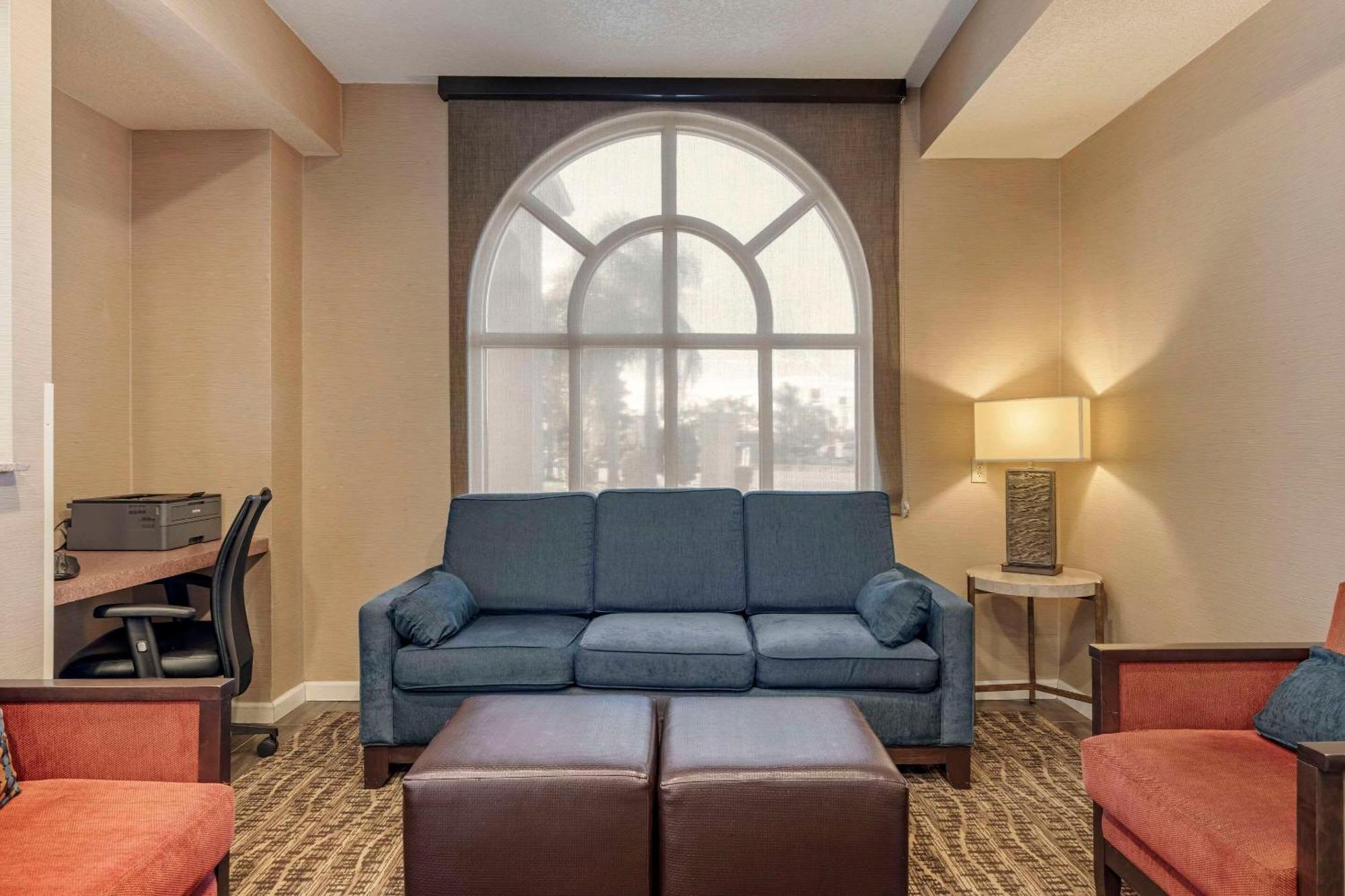 Comfort Inn Lathrop Stockton Airport Extérieur photo